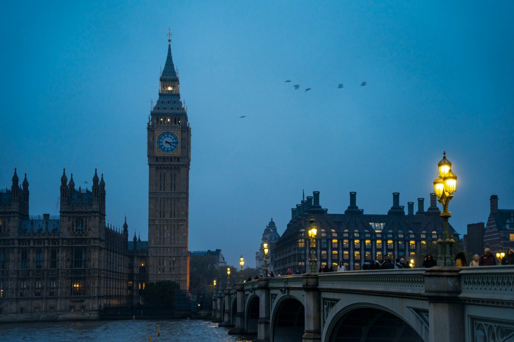 SHEIN計劃在英國上市，估值達500億英鎊